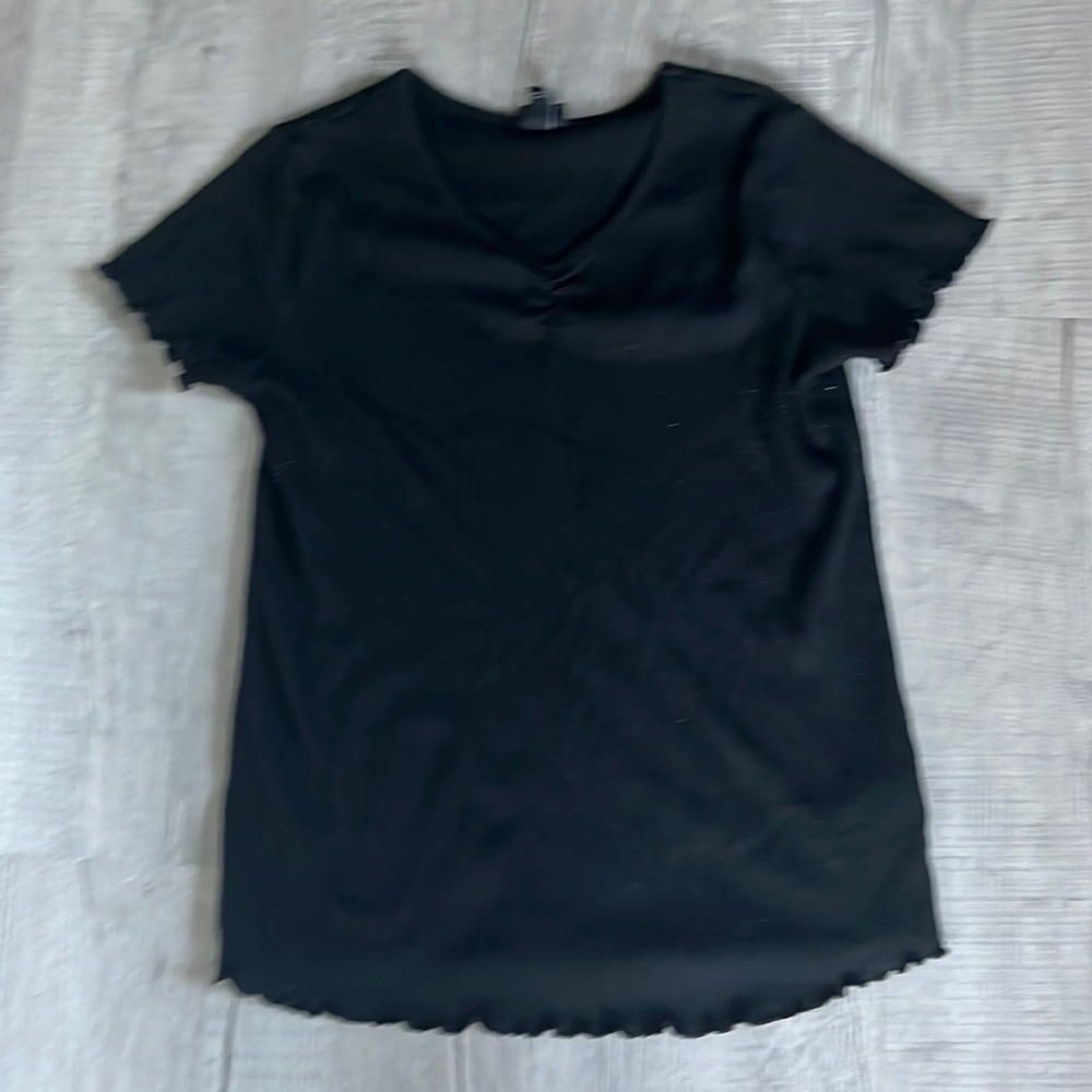 Black casual ruffled shirt